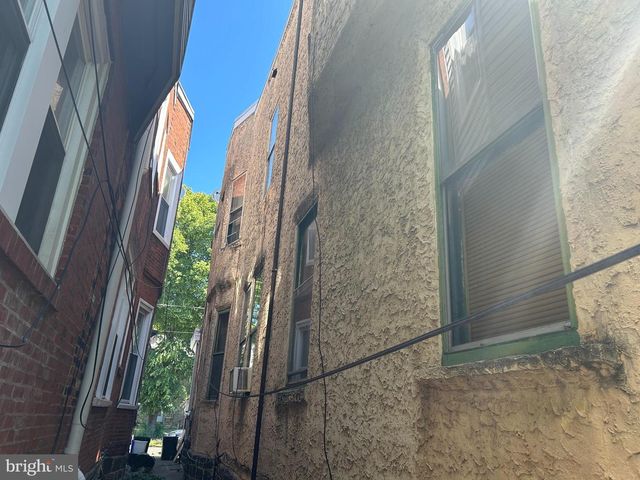 5330 SPRUCE ST, Philadelphia, PA 19139