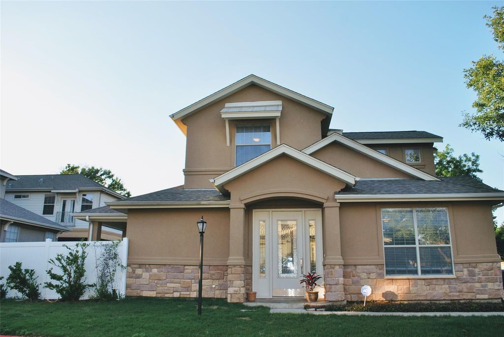 12800 Venice LN, Austin, TX 78750