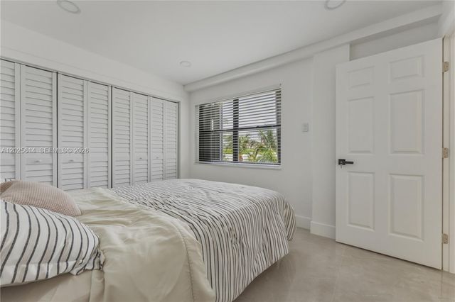 3702 NE 171st St 17, North Miami Beach, FL 33160