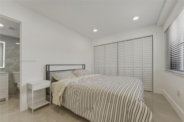 3702 NE 171st St 17, North Miami Beach, FL 33160