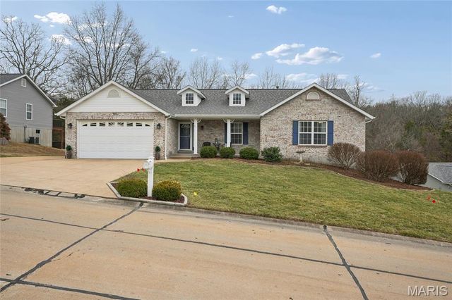 61 Ashford Place, Festus, MO 63028