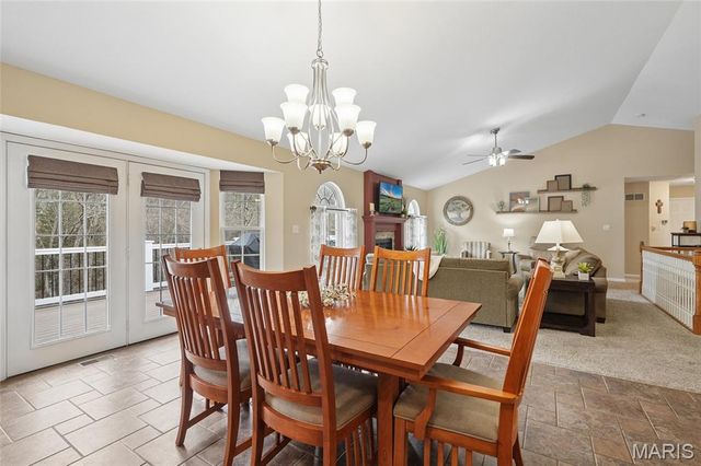 61 Ashford Place, Festus, MO 63028