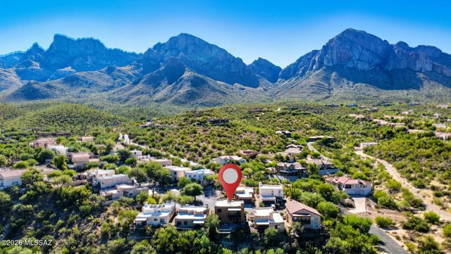 1551 E Deer Shadow Lane, Tucson, AZ 85737