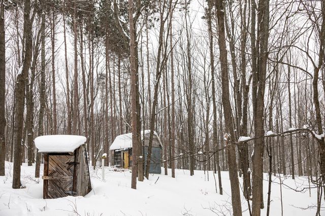 2995 S Schomberg Road, Centerville Twp, MI 49621