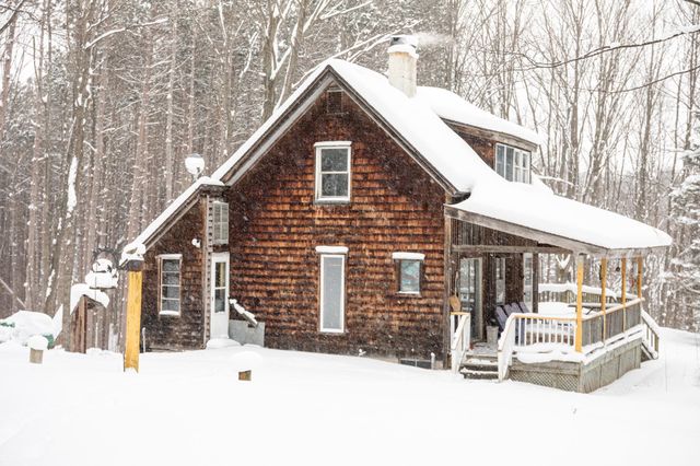 2995 S Schomberg Road, Centerville Twp, MI 49621