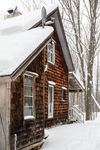 2995 S Schomberg Road, Centerville Twp, MI 49621