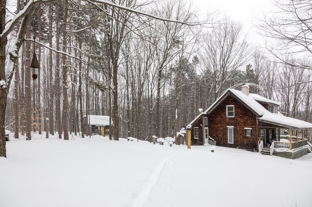 2995 S Schomberg Road, Centerville Twp, MI 49621