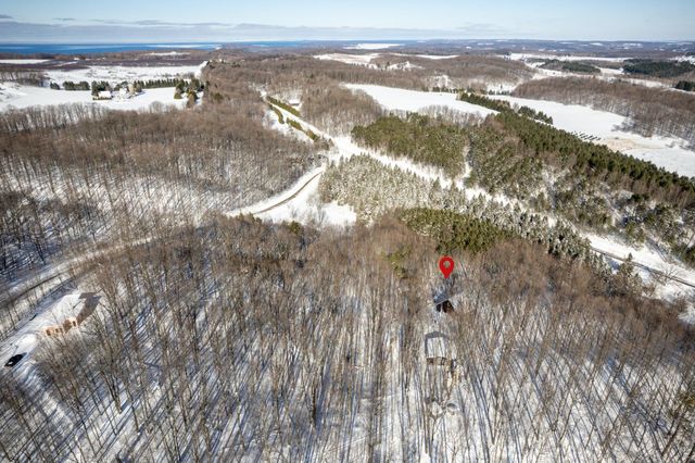 2995 S Schomberg Road, Centerville Twp, MI 49621