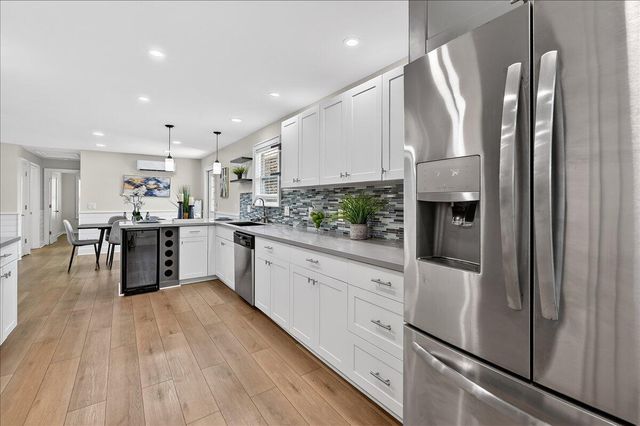 262 Easy Street, Sebastian, FL 32958