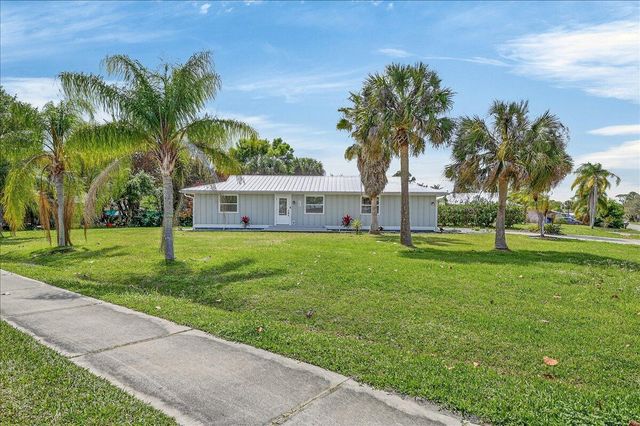 262 Easy Street, Sebastian, FL 32958
