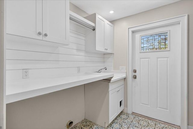 262 Easy Street, Sebastian, FL 32958