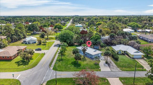 262 Easy Street, Sebastian, FL 32958