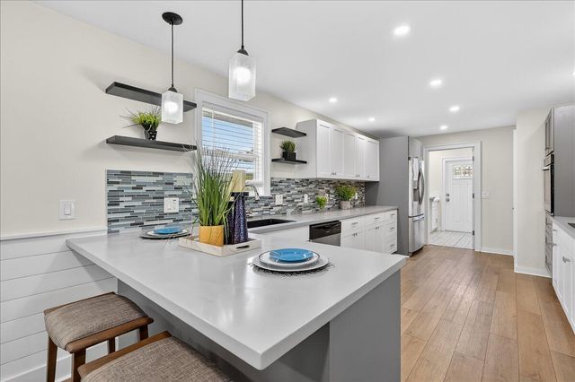 262 Easy Street, Sebastian, FL 32958