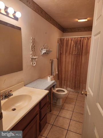 290 LOCUST GROVE RD, Bainbridge, PA 17502