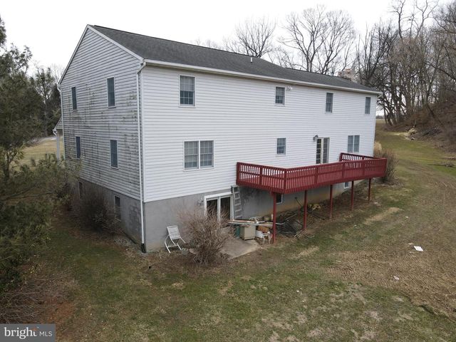 290 LOCUST GROVE RD, Bainbridge, PA 17502