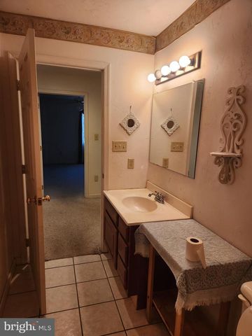 290 LOCUST GROVE RD, Bainbridge, PA 17502