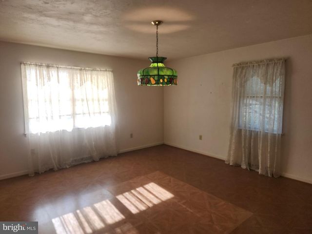 290 LOCUST GROVE RD, Bainbridge, PA 17502