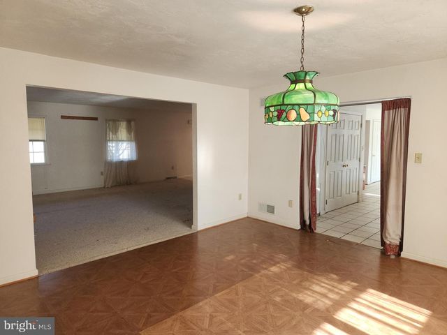 290 LOCUST GROVE RD, Bainbridge, PA 17502