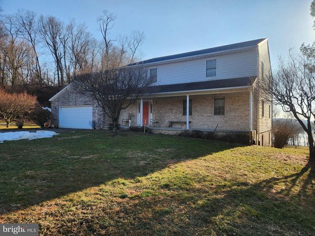 290 LOCUST GROVE RD, Bainbridge, PA 17502