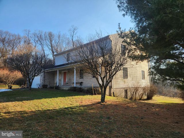 290 LOCUST GROVE RD, Bainbridge, PA 17502