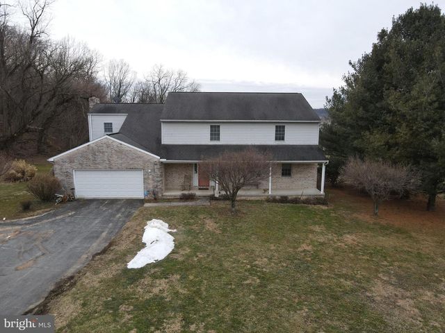 290 LOCUST GROVE RD, Bainbridge, PA 17502