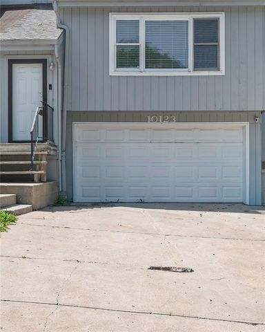10123 Steele Road, Kansas City, KS 66111