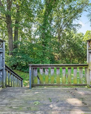 10123 Steele Road, Kansas City, KS 66111