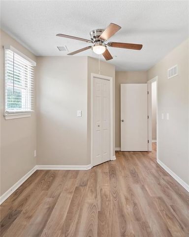 10123 Steele Road, Kansas City, KS 66111