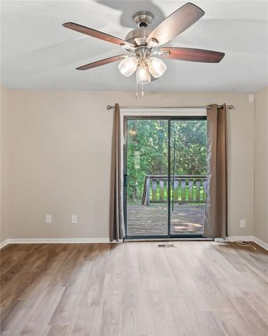 10123 Steele Road, Kansas City, KS 66111