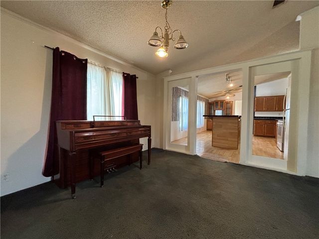 568 Jennifer, Orange Grove, TX 78372