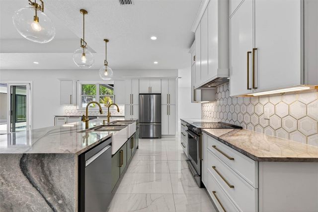 14447 MARK DRIVE, Largo, FL 33774