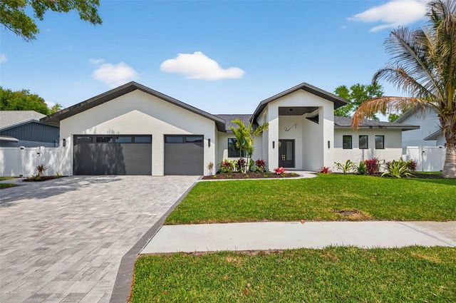 14447 MARK DRIVE, Largo, FL 33774