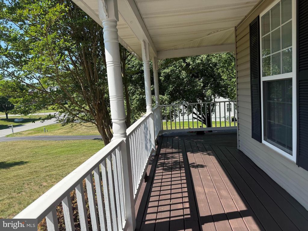 Image 49 of property listing at 3170 MAYBERRY AVE, Huntingtown, MD 20639