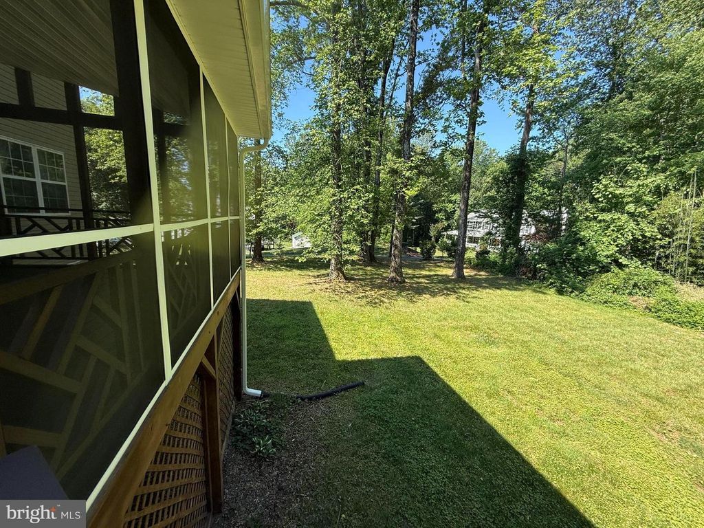 Image 55 of property listing at 3170 MAYBERRY AVE, Huntingtown, MD 20639