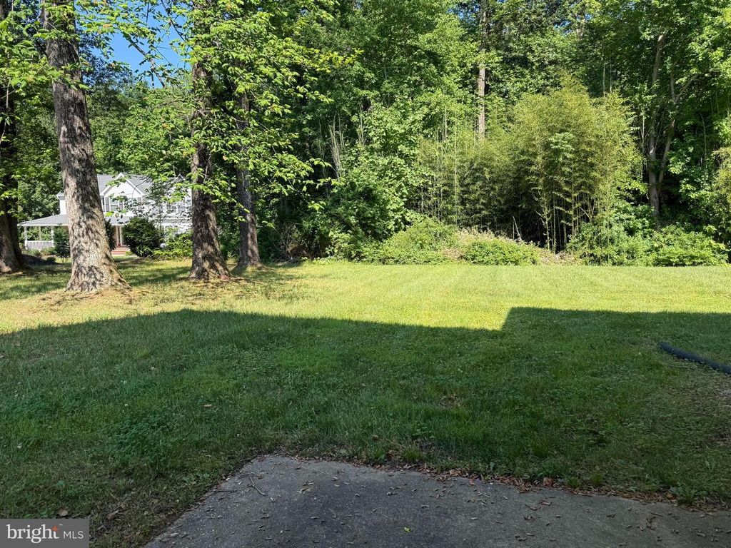 Image 59 of property listing at 3170 MAYBERRY AVE, Huntingtown, MD 20639