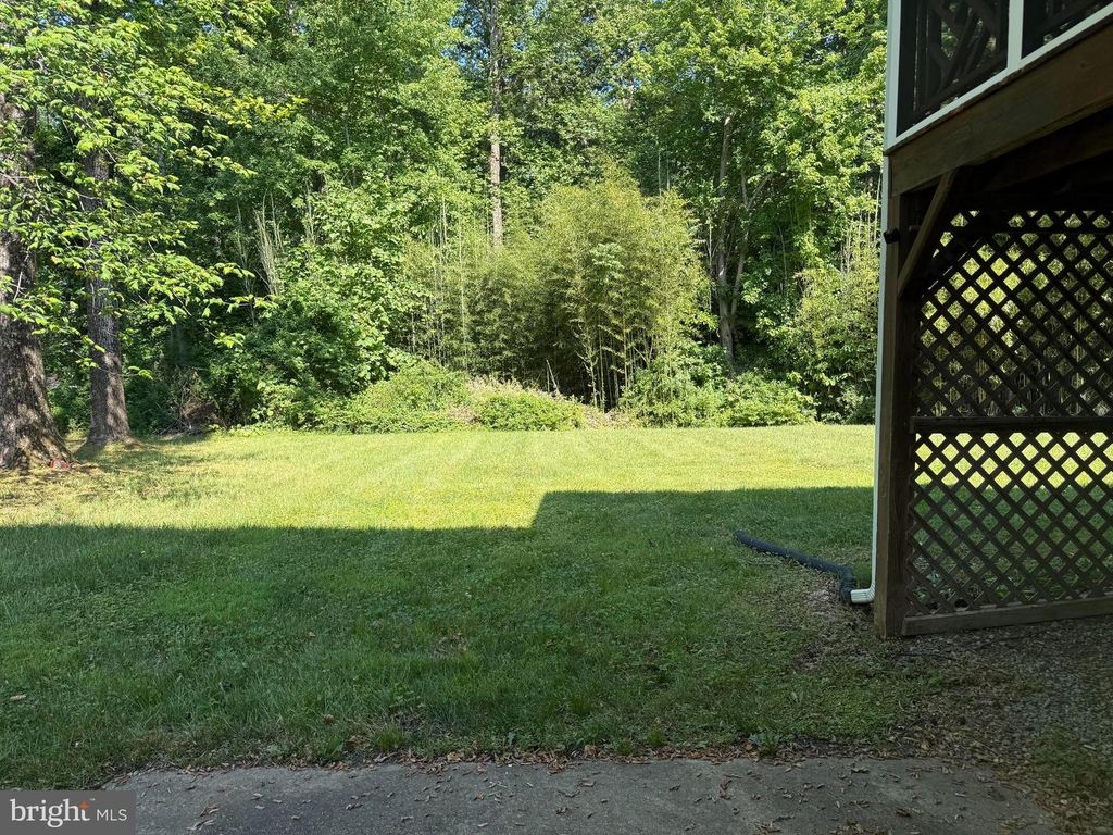 Image 60 of property listing at 3170 MAYBERRY AVE, Huntingtown, MD 20639