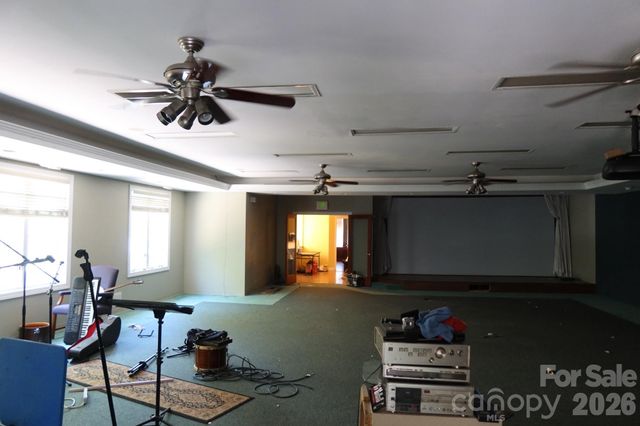 415 1st Avenue SE, Hickory, NC 28602