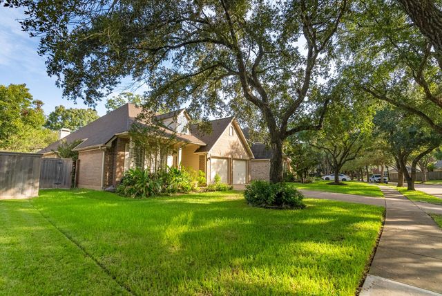4426 Ringrose Drive, Missouri City, TX 77459