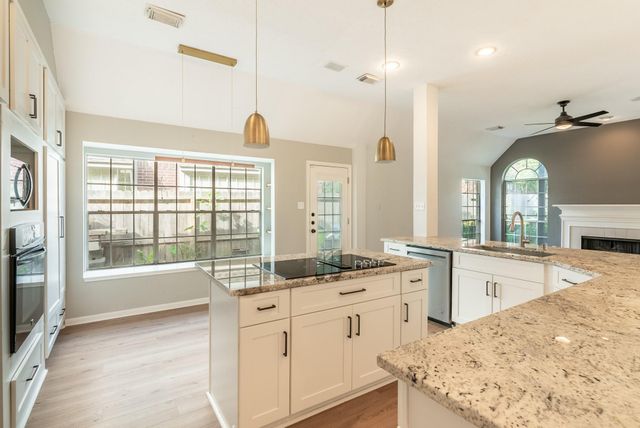 4426 Ringrose Drive, Missouri City, TX 77459