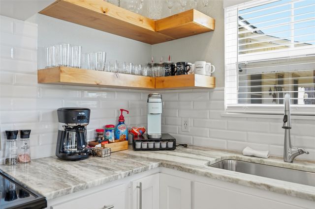 714 S 9th Street, Waco, TX 76706