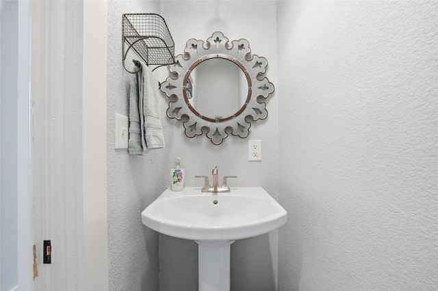 714 S 9th Street, Waco, TX 76706