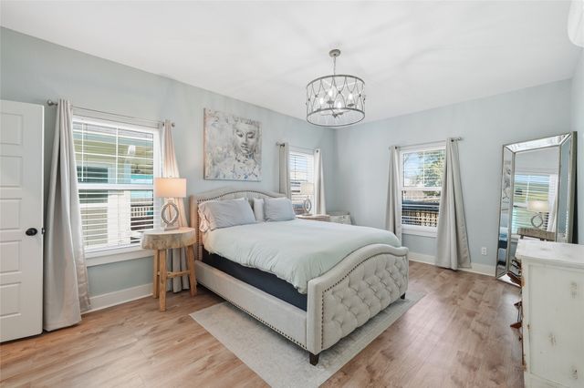 714 S 9th Street, Waco, TX 76706