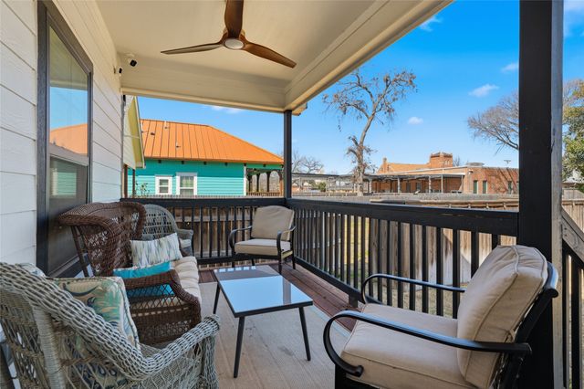 714 S 9th Street, Waco, TX 76706