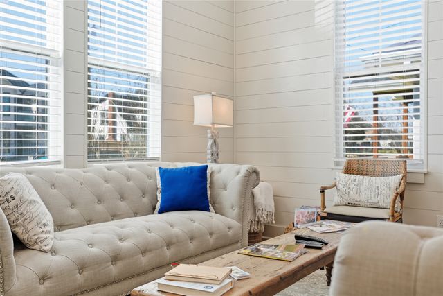 714 S 9th Street, Waco, TX 76706