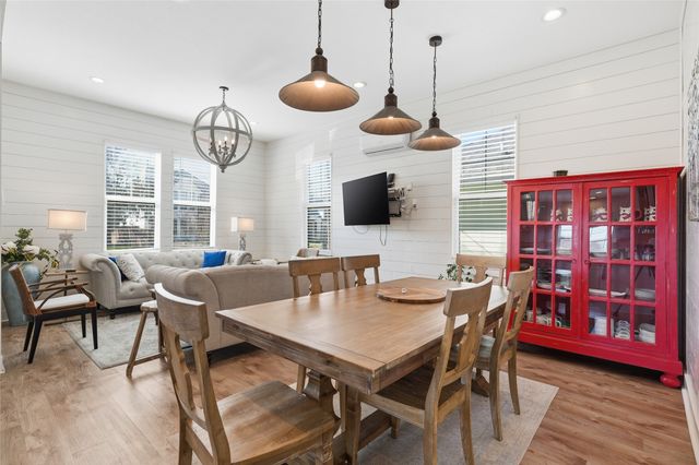 714 S 9th Street, Waco, TX 76706