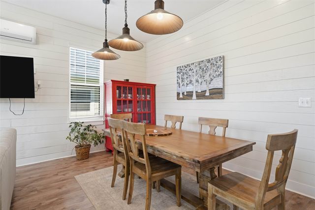 714 S 9th Street, Waco, TX 76706