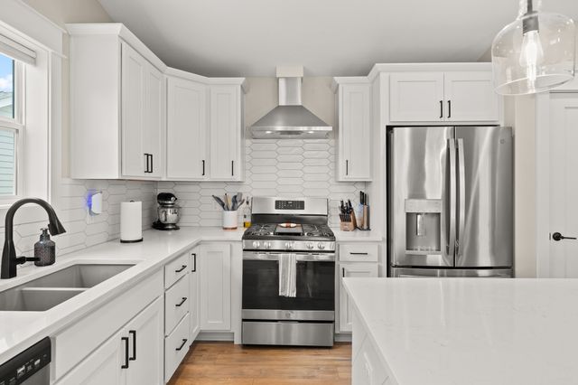 10946 Brookdale Drive, West Des Moines, IA 50266