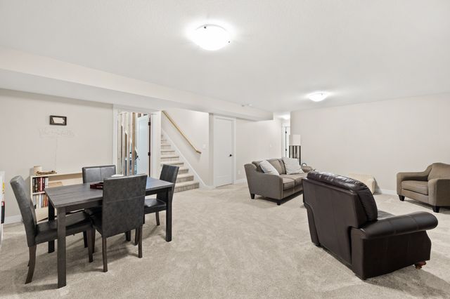 10946 Brookdale Drive, West Des Moines, IA 50266