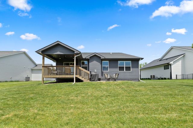 10946 Brookdale Drive, West Des Moines, IA 50266