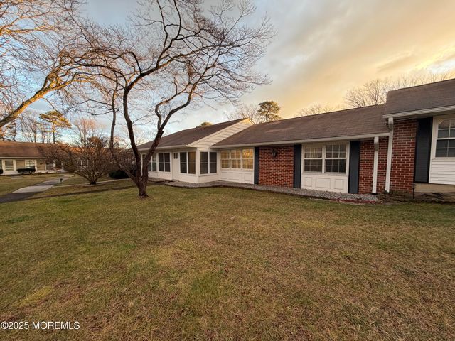 833b Inverness Court B, Lakewood, NJ 08701